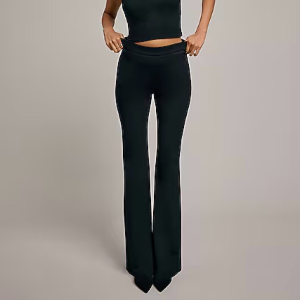 Express Columnist Black Women's Flared Pants